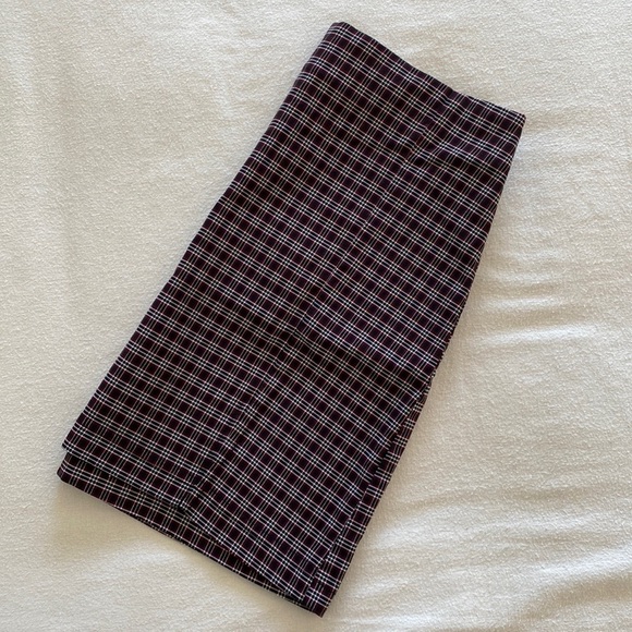 Urban Outfitters | Plaid Mini Skirt - Picture 4 of 4